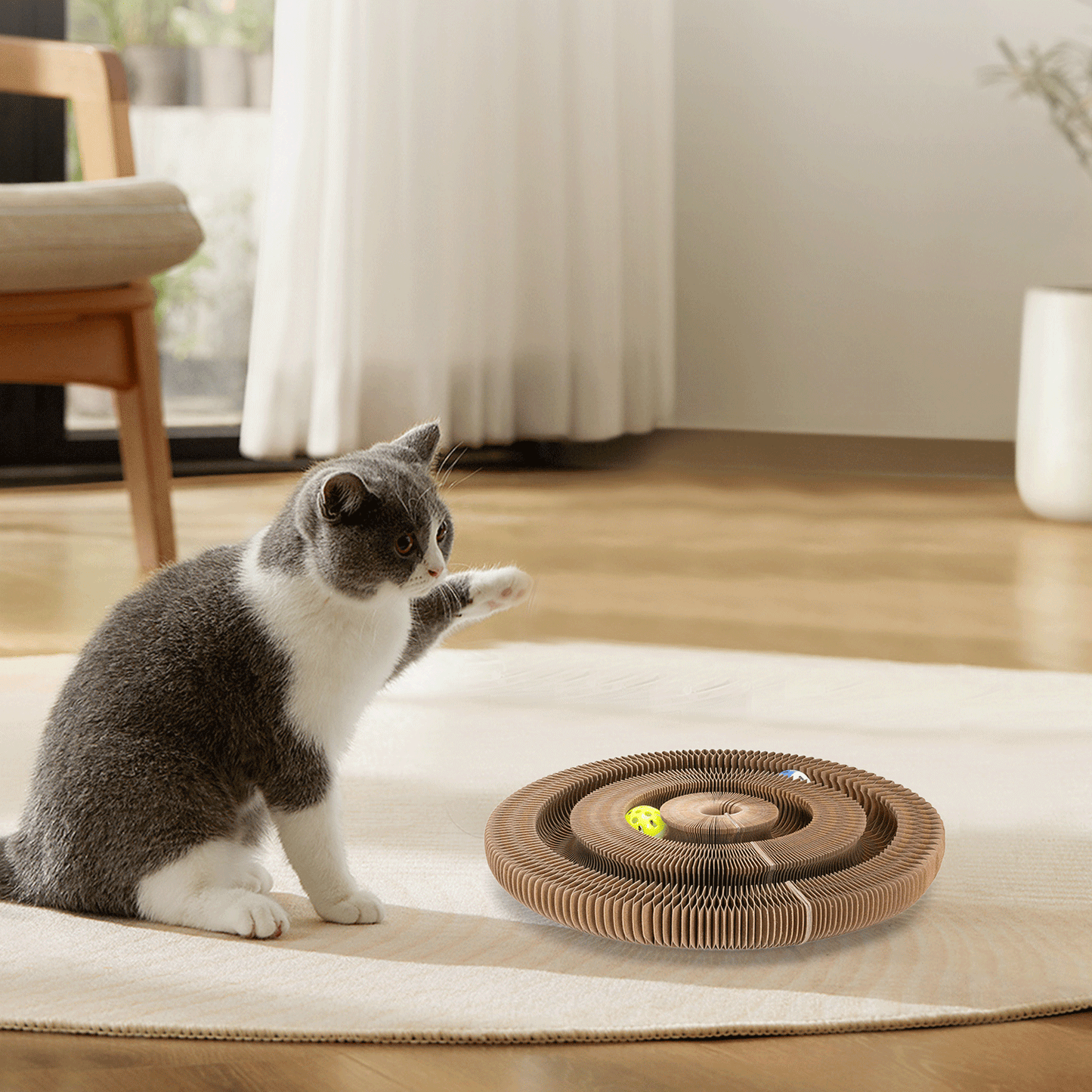 nobleza - Multifunktionales Kratzbrett aus Pappe für Katzen
